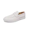 Mocasines de resorte transfronterizos, zapatos de vestir casual formales de moda, zapatos de cuero de talla grande, zapatos sencillos de oficina para hombre