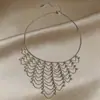 Collar de Malla Hueca Personalizado con Incrustaciones de Diamantes Estilo Europeo y Americano, Cadena para Clavícula Exquisita de Nicho de Lujo Ligero, Único Accesorio de Cuello de Moda Transfronterizo para Mujeres