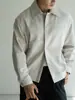 Chaqueta retro de pana y gamuza sintética con retazos y solapa estilo Old Money para hombre, abrigo corto casual de otoño 2026