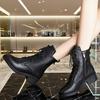 Nova Versão Coreana Versátil Estilo Britânico Couro Macio Botas Martin de Salto Médio Femininas Mais Veludo Botas Femininas Botins Curtos Celebridade da Internet Atacado
