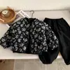 Conjunto Grueso de Tres Piezas para Niños Otoño e Invierno 2025 Nuevo Estilo Invierno Estilo Coreano Conjunto de Sudadera de Terciopelo para Niñas Pequeñas y Medianas y Bebés