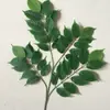 Folhas de Bordo Vermelho, Folhas de Bordo Garra de Galinha, Folhas de Ginkgo, Folhas de Sicômoro, Folhas de Bordo de Cinco Pontas, Galhos de Tília, Folhas Plásticas Falsas