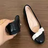 Sapatilhas Francesas Estilo Pequeno Perfume Sapatos de Salto Único Aumentadores de Altura para Mulheres 2026 Novo Estilo Outono Elegantes Sapatos Mary Jane de Corte Baixo com Laço