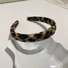 Vintage All-match Tecido Leopard Print Cabelo Argola Versão Larga Alta Cranial Top Diário Casual Escuro Colorretal Cabelo Loop Cartão de Cabelo para Mulheres