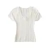 1063-Tricô Sexy e Fashionável de Gola V Estilo Europeu e Americano para Mulheres Nova Coleção Primavera/Verão 2026 Look Afinando Estilo Hot Girl Tricô de Manga Curta