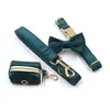 Conjunto Especial de Coleira e Guia de Veludo Cisne para Cachorro Suporte para Saquinhos de Cocô para Cães Pequenos e Médios