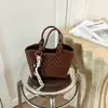 Bolsa de Palha Tecida de Alta Qualidade Transfronteiriça Feminina 2026 Novo Estilo Moda Tendência Versátil Bolsa de Ombro Único para o Dia a Dia Bolsa Transversal