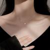Collar de Trébol de Cuatro Hojas para Mujer, Moderno, Lujo Ligero, Elegante, Fresco, Estilizado, Nicho, Alta Gama, Diseño Simple, Cadena para Clavícula