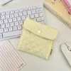 5492 Bolsa de almacenamiento acolchada con botones de presión en forma de corazón, bolsa para toallas sanitarias de tela lisa, minicartera para joyas y gomas para el pelo