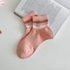 Calcetines de Ángulo Recto para Primavera y Verano Calcetines Cortos para Mujer Rayados de Dos Rayas Primavera y Verano Bajos Deportivos Calcetines Japoneses de Caña Media de Color Sólido Algodón Venta al por Mayor