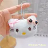 Muñecos para lanzar en bodas, llaveros de peluche, colgantes de muñecos para mochilas de mujer, pequeños regalos promocionales al por mayor