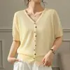 Estilo Minimalista Francês Gola V Tricô de Seda Gelada Cardigã Camiseta de Manga Curta Feminina Verão Design Fino Abotoado Confortável Respirável Top