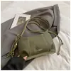 Bolsos de Moda de Alta Gama para Mujer 2025 Nuevo Invierno Bolso de Hombro Simple Versátil Exquisito Super Popular Bolso Cruzado para el Trabajo