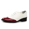 Sapatos Masculinos de Couro Apontados Estilo Britânico Esculpido para Primavera e Outono, Tamanho Grande, Sapatos Brogue Masculinos, Sapatos Casuais Estilo Coreano Venda por Atacado