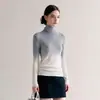 Camiseta base de color degradado de cuello alto para mujer, nuevo top ajustado de manga larga que te hace lucir más joven