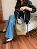 Bolso Cubo de Cuero Suave Tejido para Mujer 2026 Otoño/Invierno Nuevo Estilo Caliente Gran Capacidad para Viajar al Trabajo Bolso Hobo de Axila Bolso de Hombro Único Cruzado