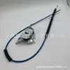 69380-26010 Es Adecuado para Toyota Land Cruiser KDH213 Ensamblaje de Máquina de Cerradura de Puerta Corredera Izquierda Delantera