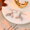 Aretes de concha madre natural de alto lujo con pin de plata S925, aretes de moda de lujo ligero, sensación de alta gama, aretes de temperamento estilo ins para mujer