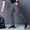 Pantalones de Seda Hielo Finos de Verano para Hombre Casual Transpirables Finos de Pierna Pequeña Pantalones de Moda para Hombre Rectos Ajustados con Cremallera