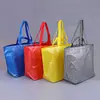 Bolsas Publicitarias Laminadas Impresas a Color para Exposiciones, Bolsas Tote Tejidas Impermeables con Diseños y Logos Personalizados, Bolsas de Moda para Ropa