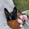Zapatos de vestir sencillos para niña estilo Chanel, Nuevo diseño cruzado para primavera y otoño, Zapatos de piel versátiles y de moda para niña, Mocasines estilo coreano para estudiante
