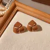 Pendientes de Chica de Hardware Femeninos Franceses Vintage Marrones Simples de Moda Pendientes Maillard para Mujeres