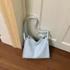 Bolsos populares para mujer de este año 2026: bolso de hombro tipo tote de moda coreana nuevo súper moderno y bolso cruzado para el trabajo