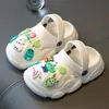 Pantuflas para Niños Nuevo Estilo Hogar Niñas Bebé Interior Antideslizante Sandalias para Niños Padre-Hijo Exterior Zapatos con Agujeros para Niños
