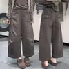 Jeans Acampanados de Cintura Alta Elástica Cortos con Borde Festoneado Talla Grande para Mujer Otoño 2026 Nuevos Pantalones Versátiles de Pierna Ancha de Alta Calidad para el Trabajo