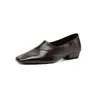 Sapatos slip-on retrô para vovó 2026, couro macio moderno, sola macia, estilo fada versátil, sapatilhas femininas de couro genuíno