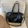 Bolsa Casual Retro de Gran Capacidad, Bolso Tote de Moda con Nueva Textura, Bolso de Hombro de Gran Capacidad para Mujer Invierno 2025