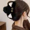 Pinzas para el pelo grandes de otoño e invierno para mujeres con cabello grueso, con un lujoso diseño de felpa, adecuadas para la parte trasera de la cabeza, accesorios para el cabello estilo pinza de tiburón