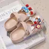 Zuecos de verano para niña para exteriores, estilo princesa, punta cerrada, lindos, suela suave, nuevo modelo 2026, sandalias estilo ballet para niña pequeña