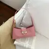 2026 Nova Bolsa de Ombro/Axila Feminina Versátil de Grande Capacidade, Cor Sólida, Estilo Nicho para o Dia a Dia