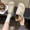 2026 Sapato Birkenstock Feminino de Solado Reto com Fivela para Outono, Slip-on Versátil que Aumenta a Altura, Novos Sapatos Slip-on da Moda