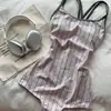 Nuevo Bañador Conservador Adelgazante de Rayas de Alta Gama 2026 para Mujer, Adecuado para Piscinas y Aguas Termales, Bañador de Competición