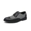 Zapatos formales de cuero con retazos de moda de comercio exterior, talla grande, zapatos profesionales para hombre de oficina, zapatos Oxford con picado para hombre