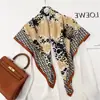 Lenço Estampado de Leopardo Estilo Europeu e Americano Feminino Seda de Hangzhou Lenço Quadrado Grande Xale de Viagem Seda Colorblock de Luxo Leve Lenço de Seda 90cm