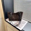 Bolsa de Mano Grande para Mujer Otoño 2026 Bolso Nuevo Retro Estampado de Leopardo Bolso de Hombro Único para el Trabajo y la Ciudad Mujeres