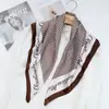 Lenço de seda pequeno quadrado estilo chinês para mulheres, lenço de cabeça para primavera, outono e verão, para combinar com blusas, protetor de pescoço, estilo fino, adequado para mães
