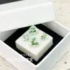 Suministro Directo de Fábrica de Pendientes Florales Brillantes en Forma de Corazón Accesorios Circonita Piedra Suelta Diseño de Nicho Versátil Gradiente Coloridos