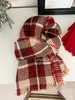 Colección de Bufandas de Navidad y Año Nuevo Bufanda Roja para Mujer Invierno Iluminadora Estudiante Cálido Calentador de Cuello de Año Nuevo Regalo para Pareja Transfronterizo