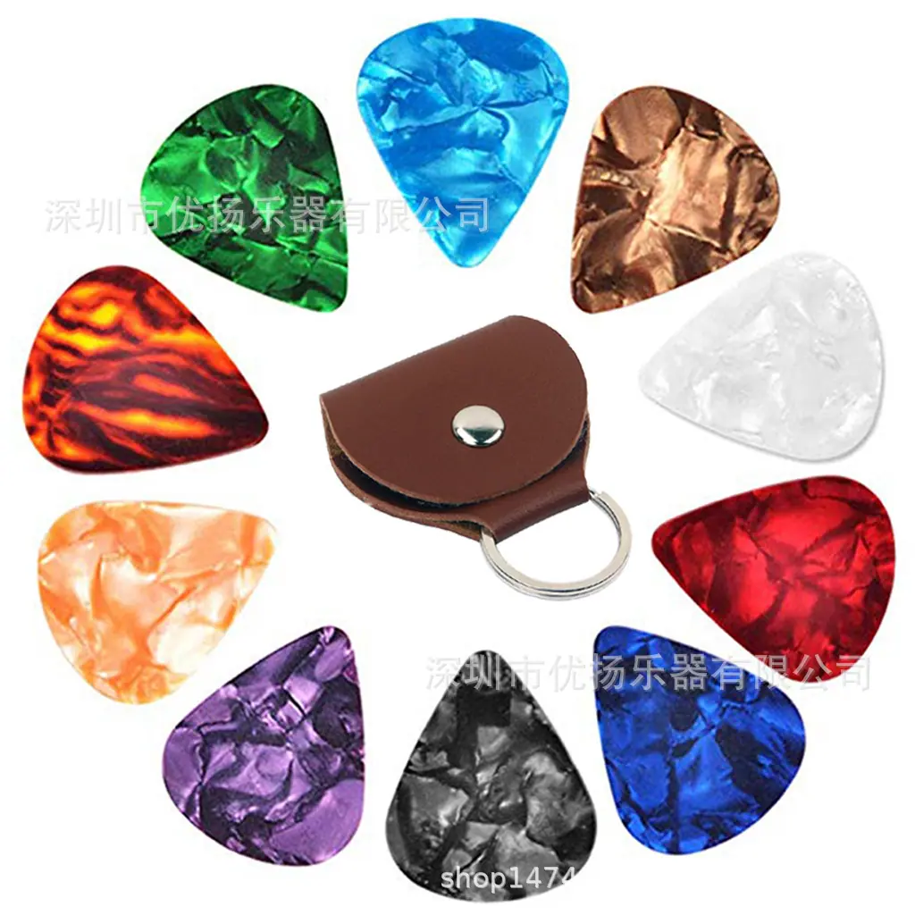 1.guitar picks +bag (2)
