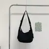 2025 Bolso de Hombro Nuevo Bolso Dumpling Estilo Deportivo para Mujer Japonés Simple Gran Capacidad Versátil Bolso Cruzado de Nylon