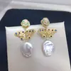 Pendientes de Perla Barroca Cuadrada de Agua Dulce Natural Seiko Pendientes de Perla con Circonita Micro-Pavimentada de Mariposa Suministro en Vivo