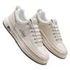 Tênis de Primavera e Outono, Sapatos Brancos Jovens da Moda, Tênis Masculino de Comércio Exterior Transfronteiriço, Sapatos Masculinos de Couro Estilo Britânico de Cano Baixo com Cadarço