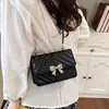 Bolsa de Corrente Feminina 2026 Estilo Coreano Nova Moda Casual Personalidade Pequena Quadrada Tendência Simples Bolsa de Ombro Bolsa Transversal