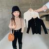 [En stock] Camisa básica de cuello medio alto para niña bebé, camisa de punto nueva de otoño para niños, traje de suéter sencillo para niñas