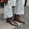 Botines Cuadrados Simples y Versátiles Otoño/Invierno 2026 Nuevo Estilo Completamente de Piel por Dentro y por Fuera Estilo Chica Picante Tacón Grueso Cremallera Lateral Botines Cortos