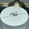 Colar de ouro 18k de alta qualidade com ferradura e fecho de oito para mulheres, versátil e luxuoso, um presente perfeito para namorada ou melhor amiga